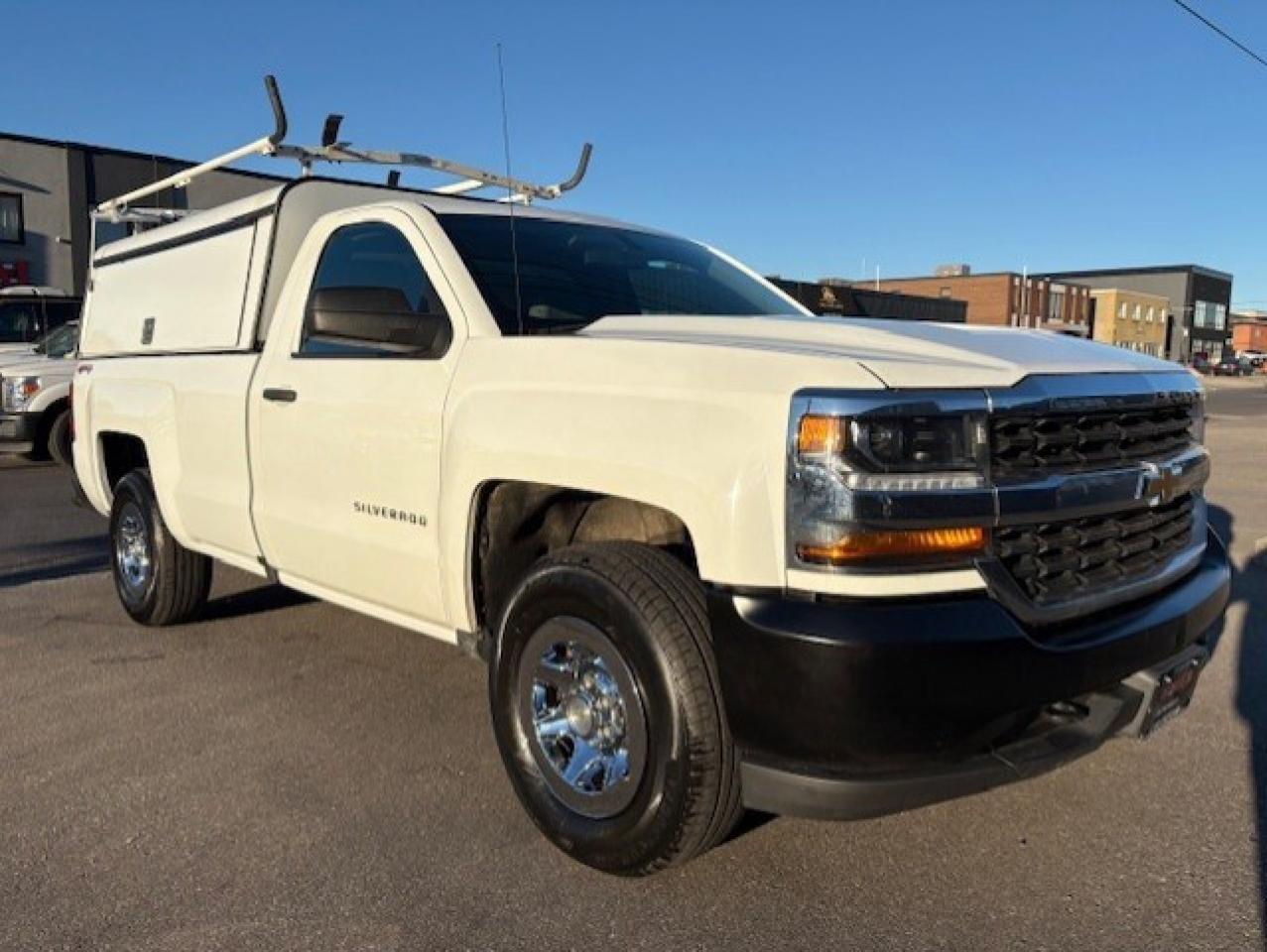 2018 Chevrolet Silverado 1500 4WD V8 REGULAR CAB LONG BOX-CAMERA-CAP-LADDER RACK Photo