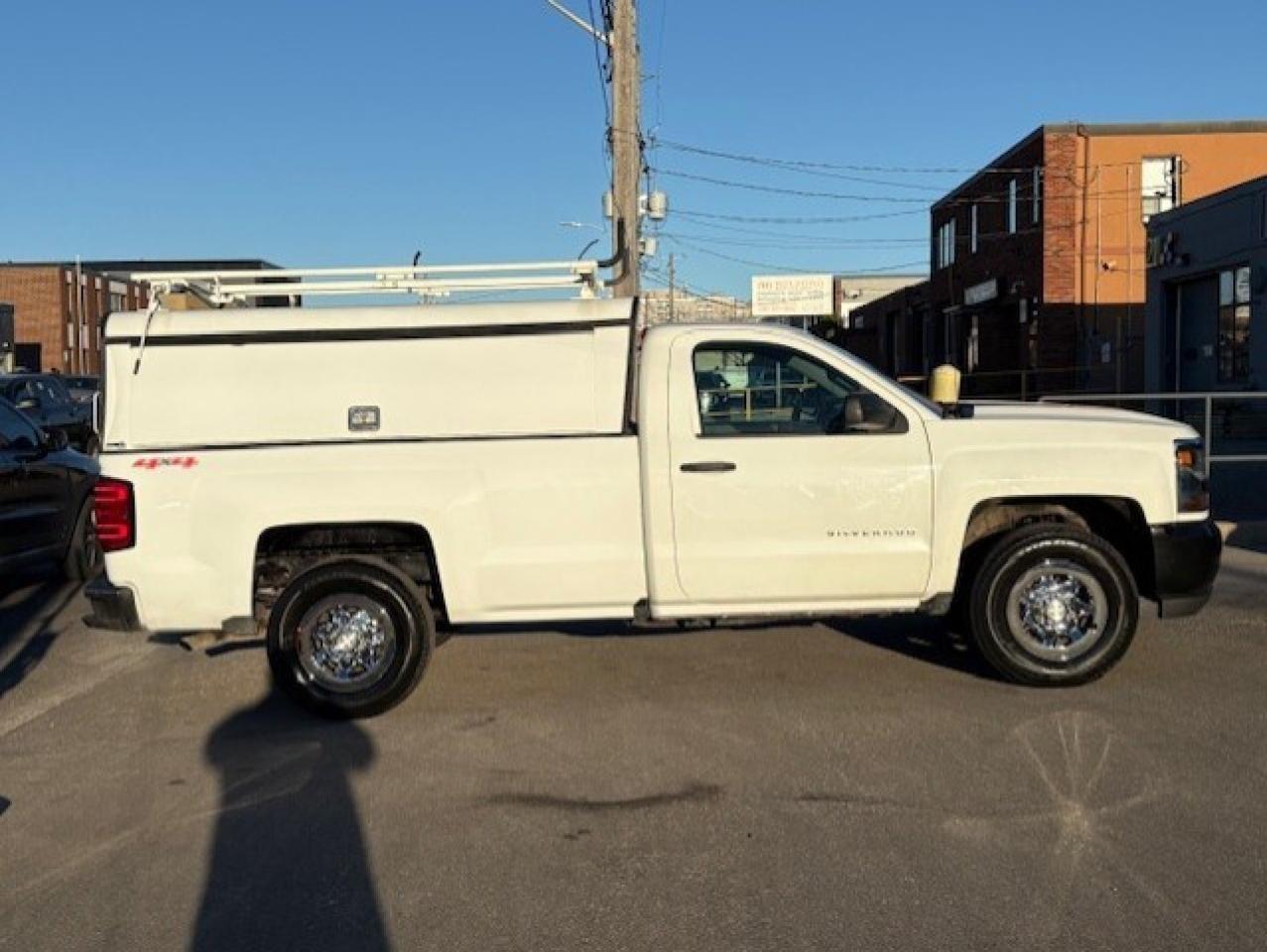2018 Chevrolet Silverado 1500 4WD V8 REGULAR CAB LONG BOX-CAMERA-CAP-LADDER RACK Photo