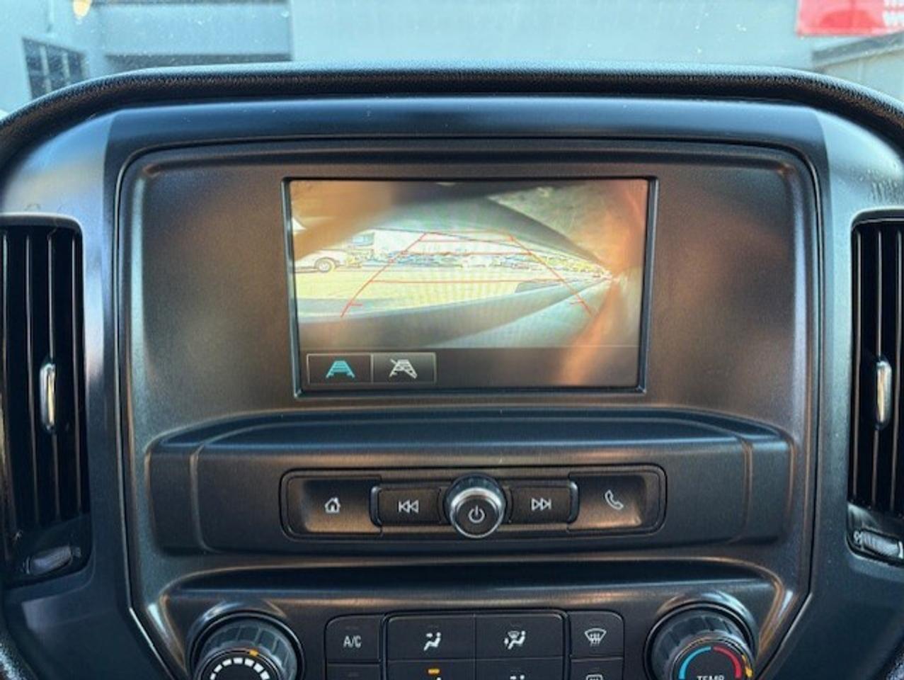 2018 Chevrolet Silverado 1500 4WD V8 REGULAR CAB LONG BOX-CAMERA-CAP-LADDER RACK Photo