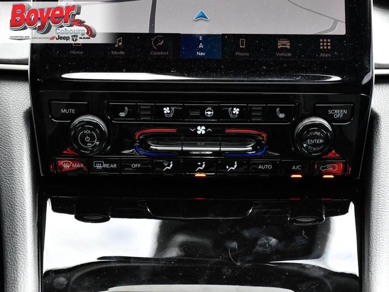 2023 Jeep Grand Cherokee 4xe LIMITED PHEV HYBRID Photo