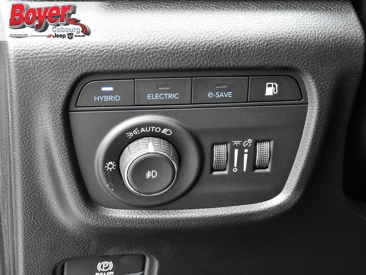 2023 Jeep Grand Cherokee 4xe WAS MSRP $83770 BLIND SPOT AND CROSS PATH DETECTIO Photo