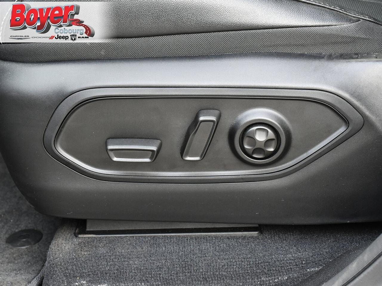 2023 Jeep Grand Cherokee 4xe 4x4 Photo