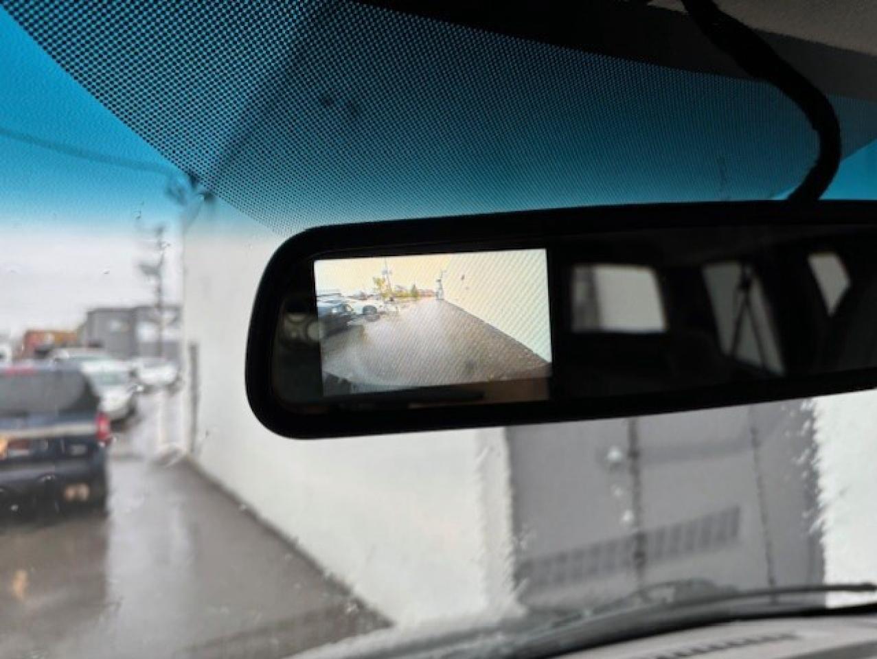 2021 Chevrolet Express Passenger LS 2500 **12 PASS-ONLY 13,457KM-CAMERA-WE FINANCE* Photo