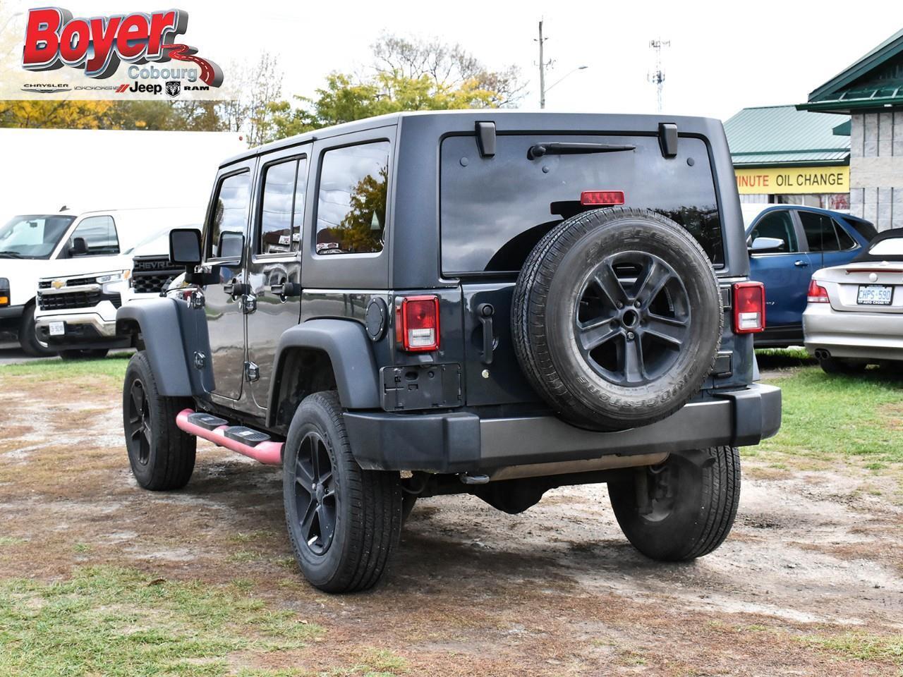 2017 Jeep WRANGLER UNLIMITED Sport Photo