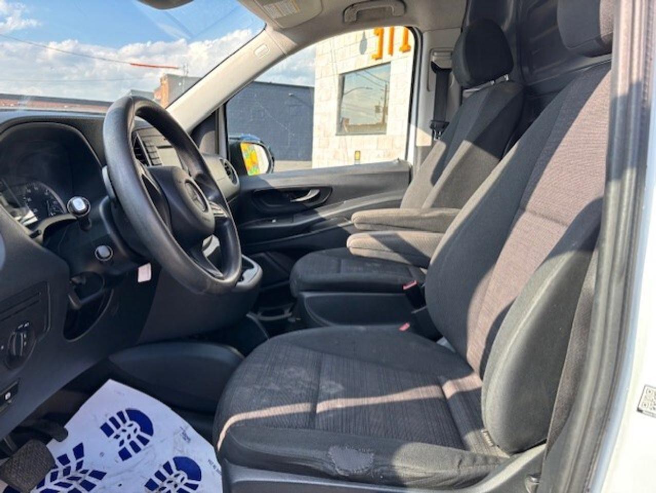 2018 Mercedes-Benz Metris Cargo Van 126WB-BACK UP CAMERA-NO WINDOWS-DIVIDER-WE FINANCE Photo