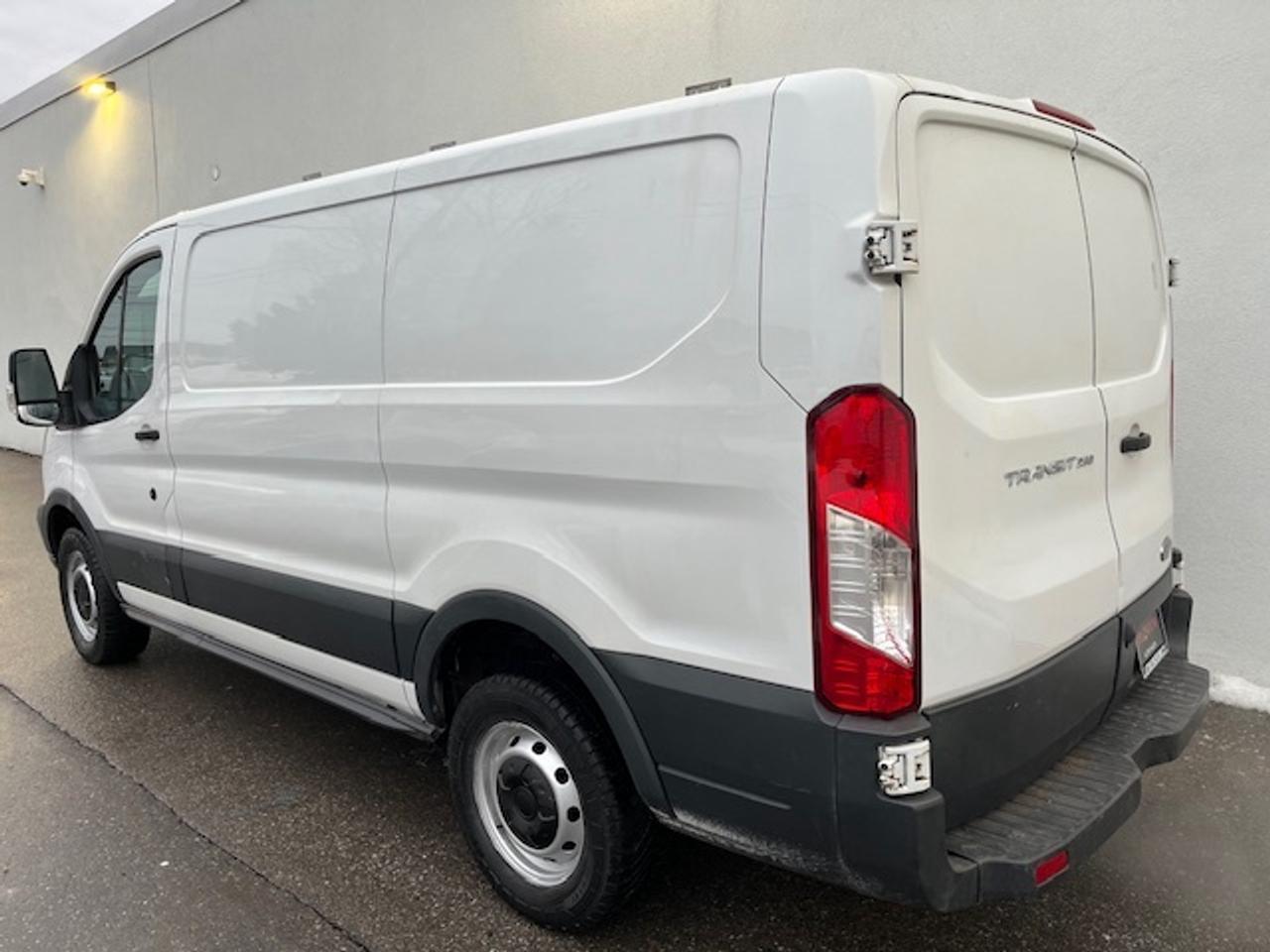 2015 Ford Transit Cargo Van T-250 130  Low Rf 9000 GVWR CAMERA-CERTIFIED! Photo2