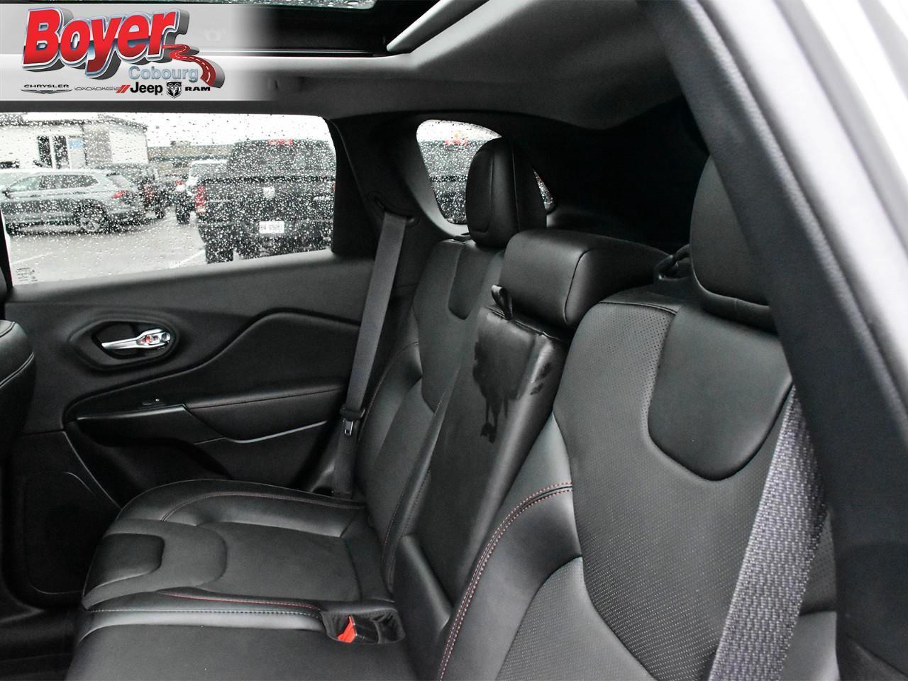 2023 Jeep Cherokee Trailhawk Photo