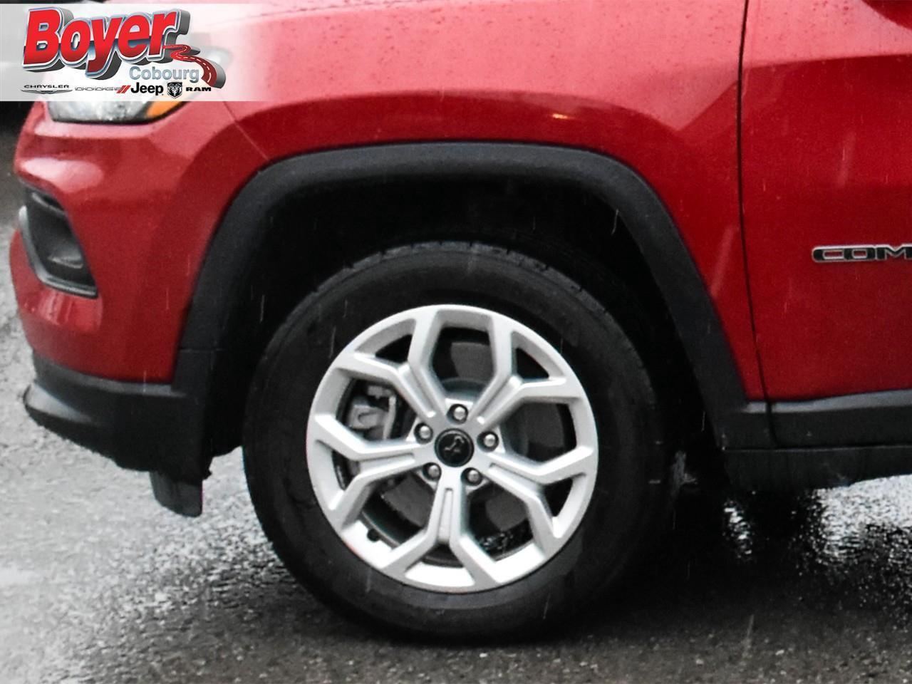 2025 Jeep Compass NORTH Photo3