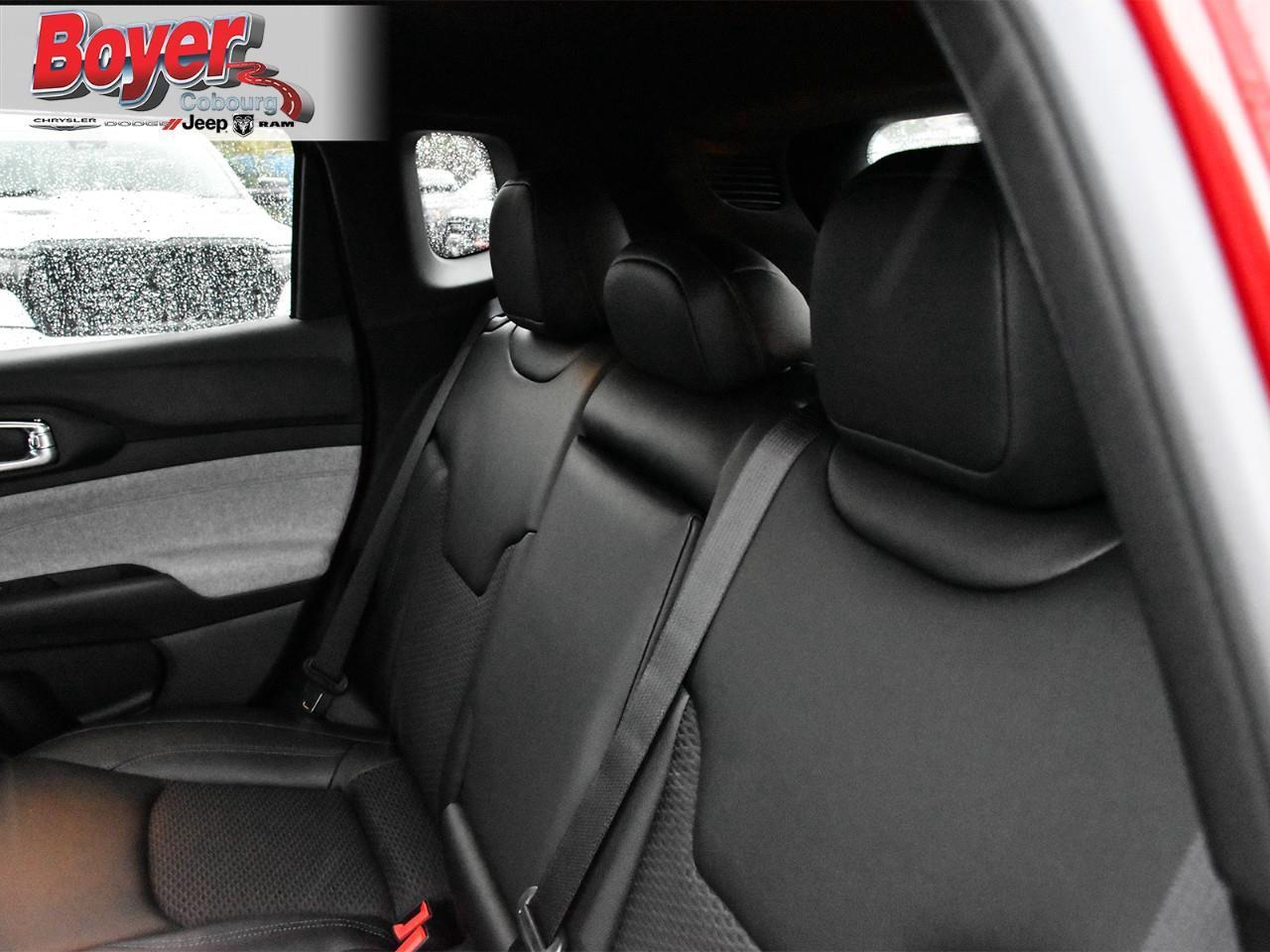 2025 Jeep Compass NORTH Photo