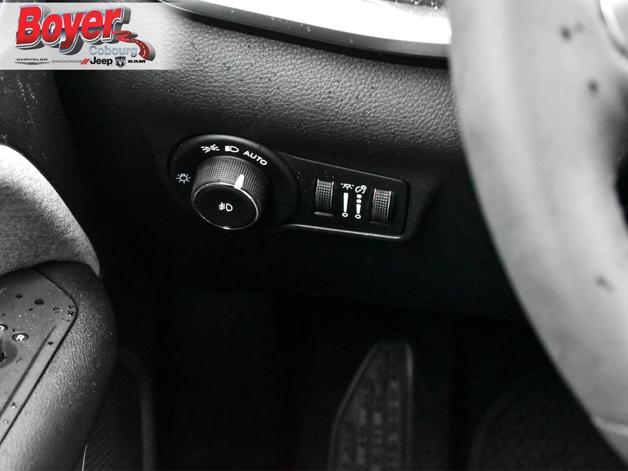 2025 Jeep Compass NORTH Photo