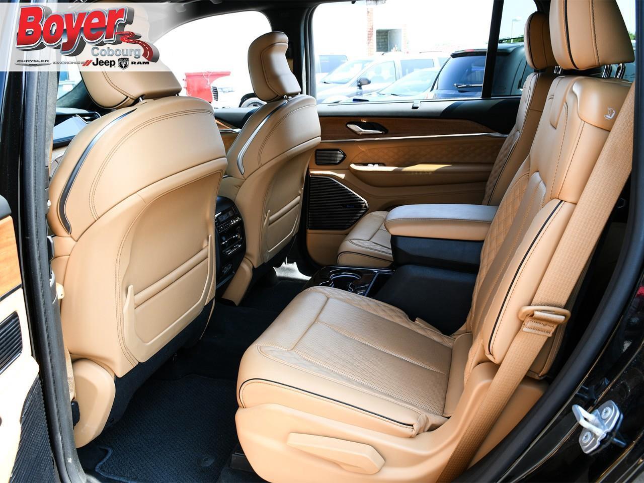 2024 Jeep Grand Cherokee L Summit Photo