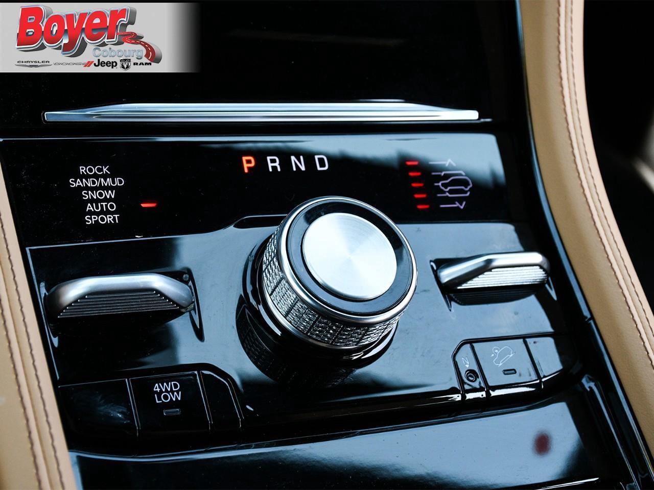 2024 Jeep Grand Cherokee L Summit Photo