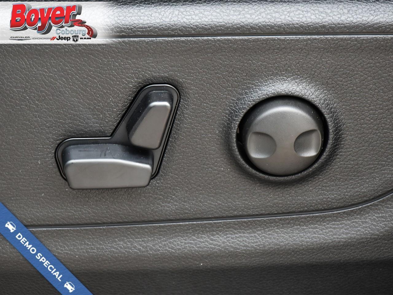 2025 RAM 1500 SPORT Photo