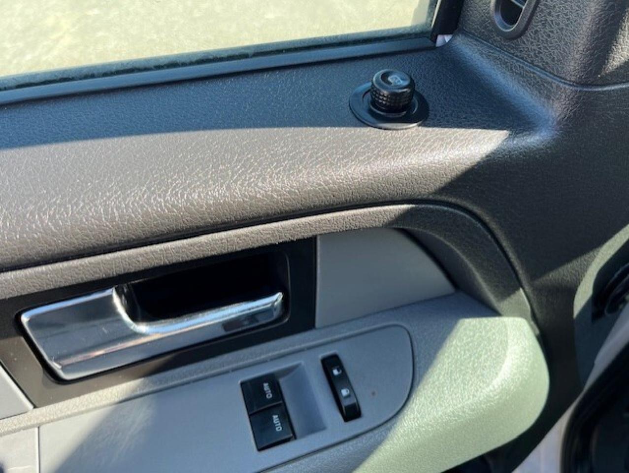 2014 Ford F-150 V8 REGULAR CAB-LONG BOX-LADDER RACKS-STORAGE BOXES Photo