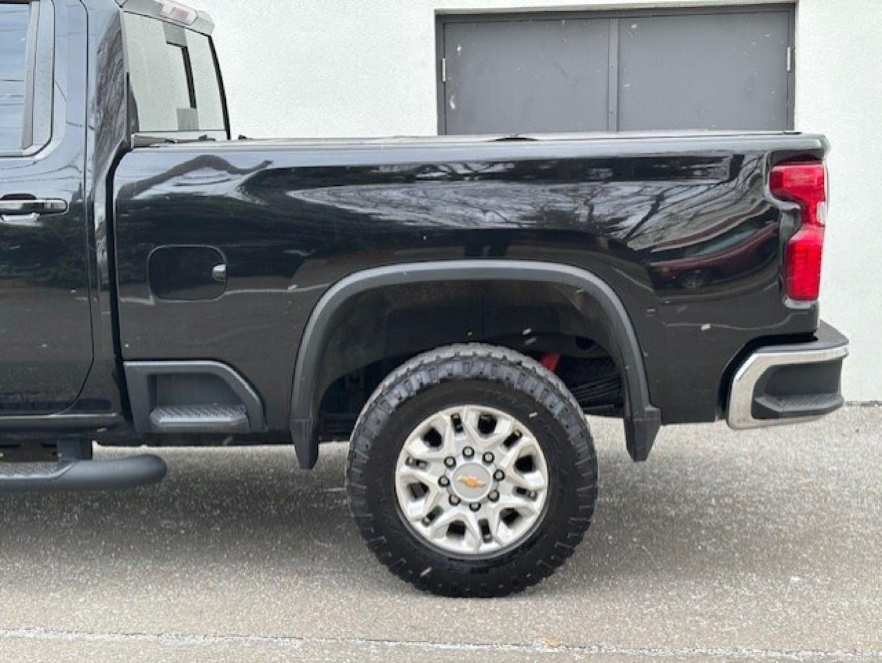 2022 Chevrolet SILVERADO 2500HD LT Z71 4WD DOUBLE CAB-SHORT BOX-LEATHER-CAM-TONNEA Photo