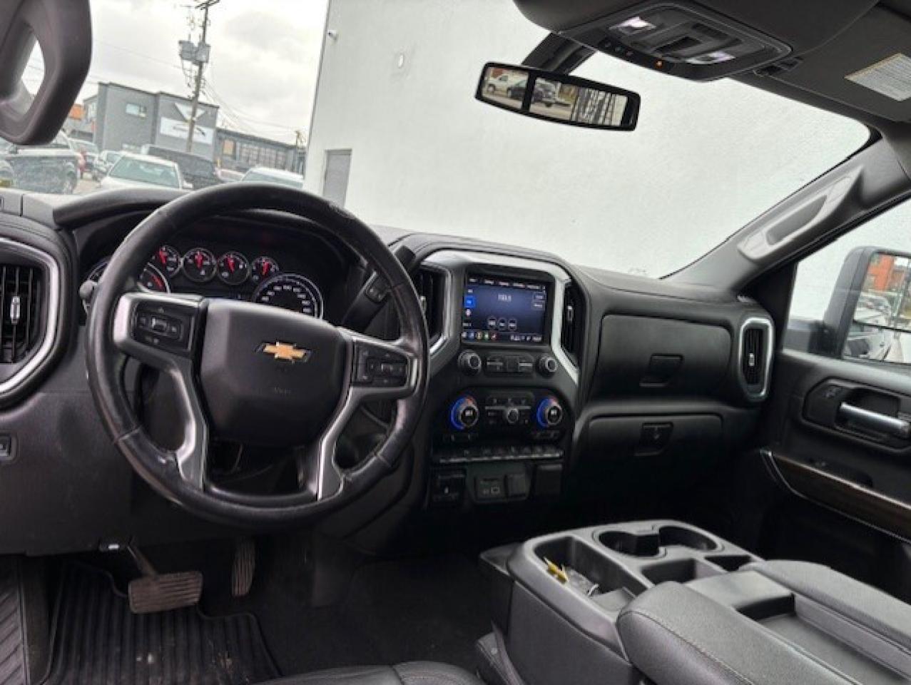2022 Chevrolet SILVERADO 2500HD LT Z71 4WD DOUBLE CAB-SHORT BOX-LEATHER-CAM-TONNEA Photo