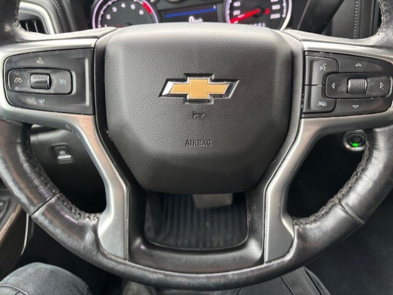 2022 Chevrolet SILVERADO 2500HD LT Z71 4WD DOUBLE CAB-SHORT BOX-LEATHER-CAM-TONNEA Photo