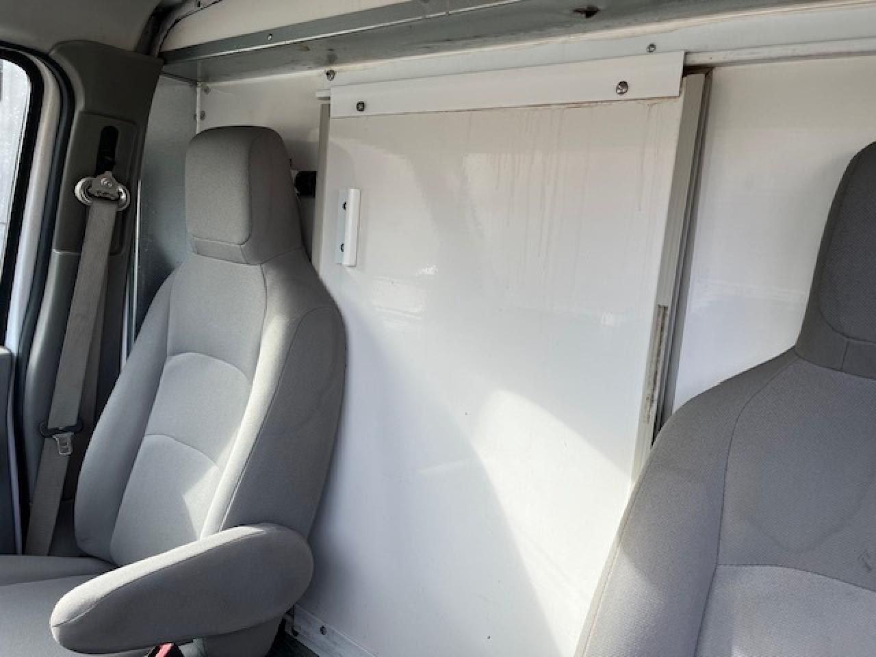 2017 Ford Econoline E-450 Super Duty 16' MULTI VANS CUBE-ROLL UP DOOR! Photo