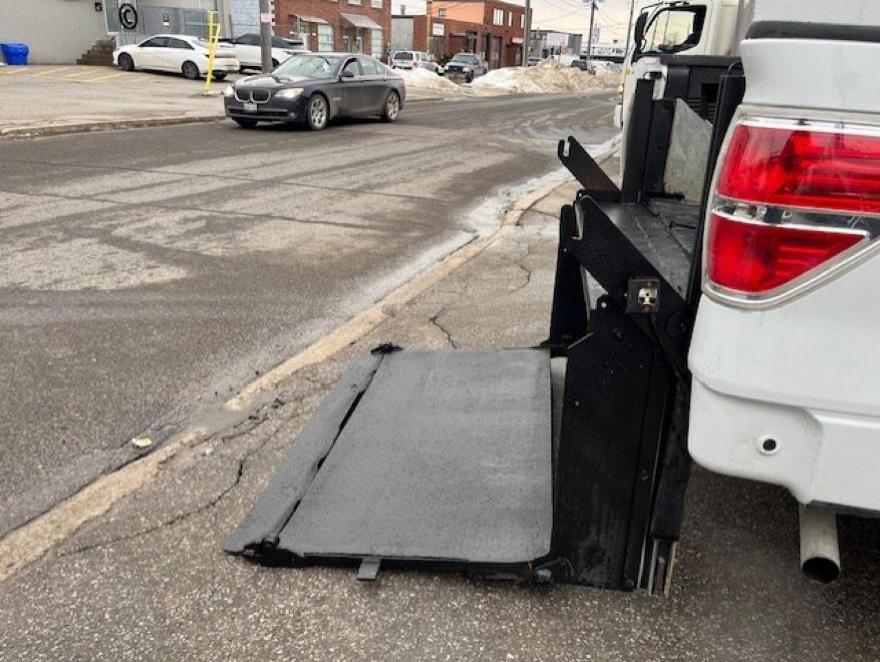 2014 Ford F-150 V6 **POWER LIFTGATE-REGULAR CAB-LONGBOX-CERTIFIED* Photo