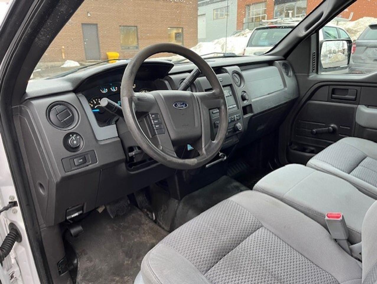 2014 Ford F-150 V6 **POWER LIFTGATE-REGULAR CAB-LONGBOX-CERTIFIED* Photo