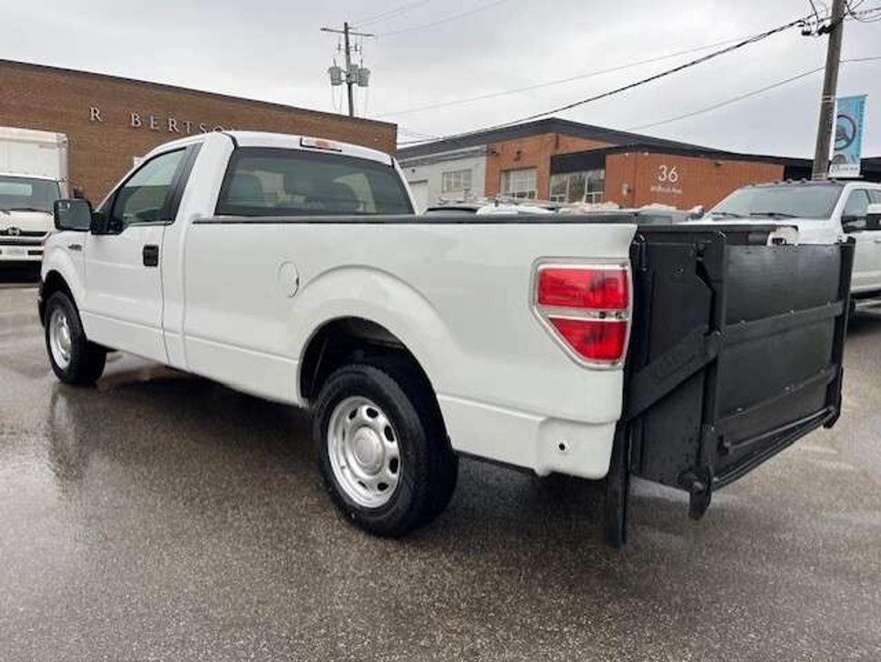 2014 Ford F-150 V6 **POWER LIFTGATE-REGULAR CAB-LONGBOX-CERTIFIED* Photo