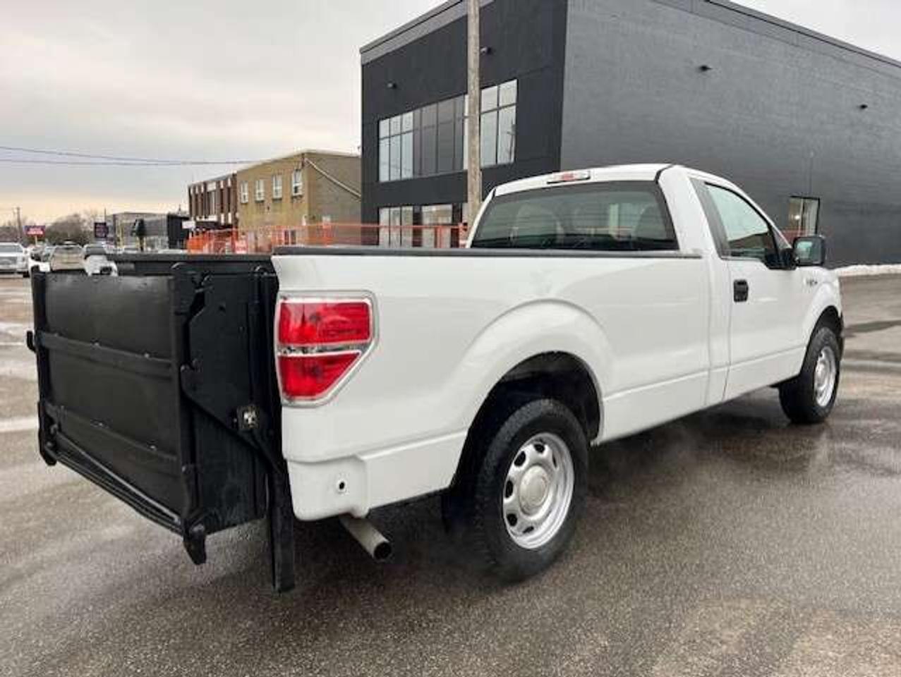 2014 Ford F-150 V6 **POWER LIFTGATE-REGULAR CAB-LONGBOX-CERTIFIED* Photo