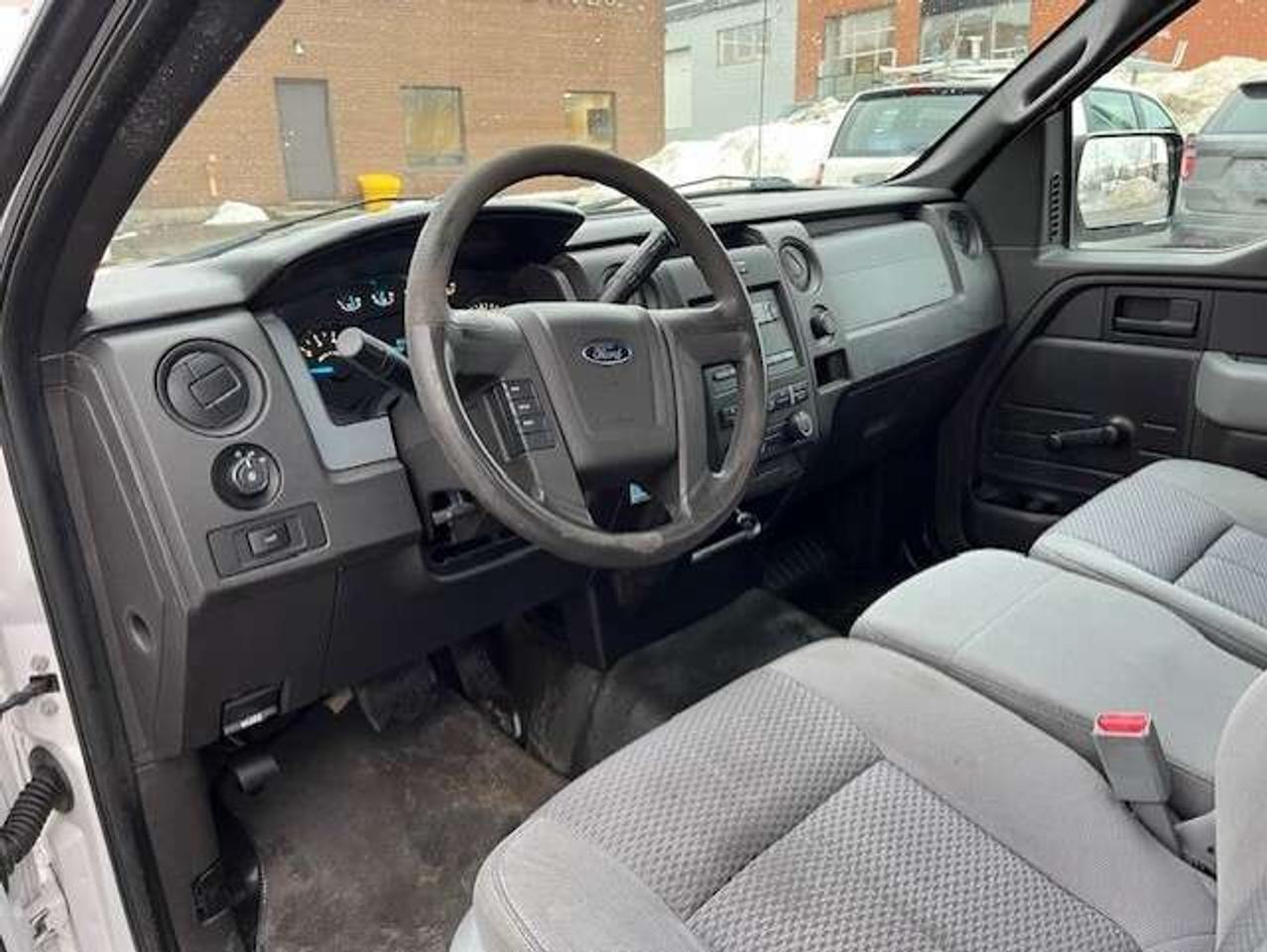 2014 Ford F-150 V6 **POWER LIFTGATE-REGULAR CAB-LONGBOX-CERTIFIED* Photo