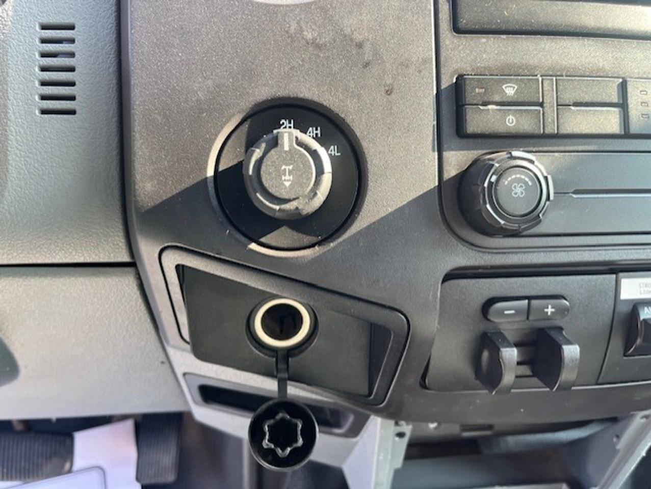 2012 Ford F-350 4WD CREW CAB LONG BOX P/LIFTGATE-RACKS-SHELVES Photo