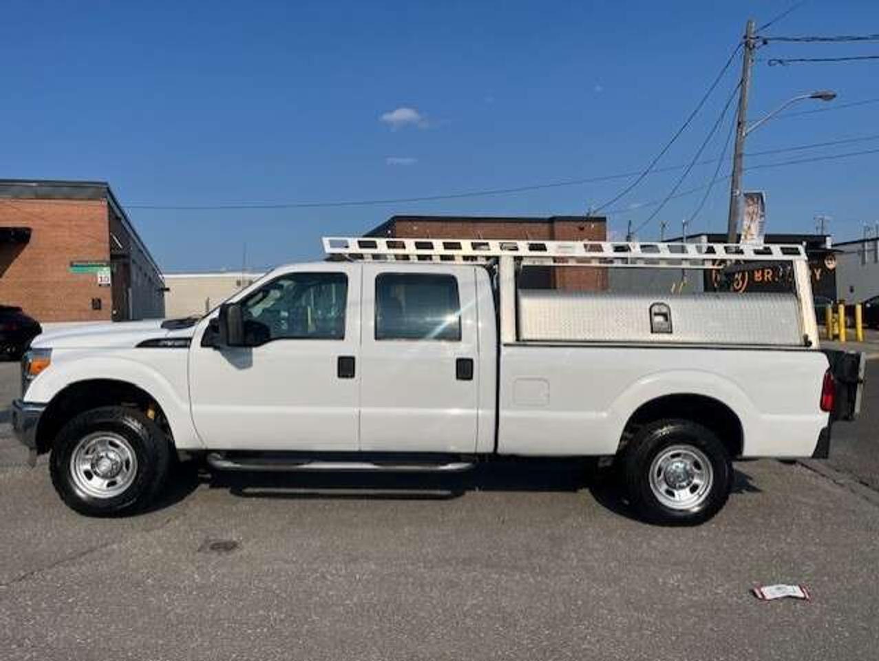 2012 Ford F-350 Super Duty 4WD CREW CAB LONG BOX P/LIFTGATE-RACKS-SHELVES Photo5