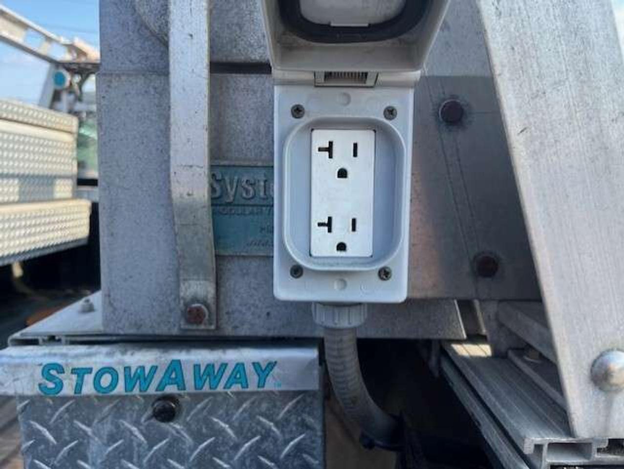 2012 Ford F-350 Super Duty 4WD CREW CAB LONG BOX P/LIFTGATE-RACKS-SHELVES Photo