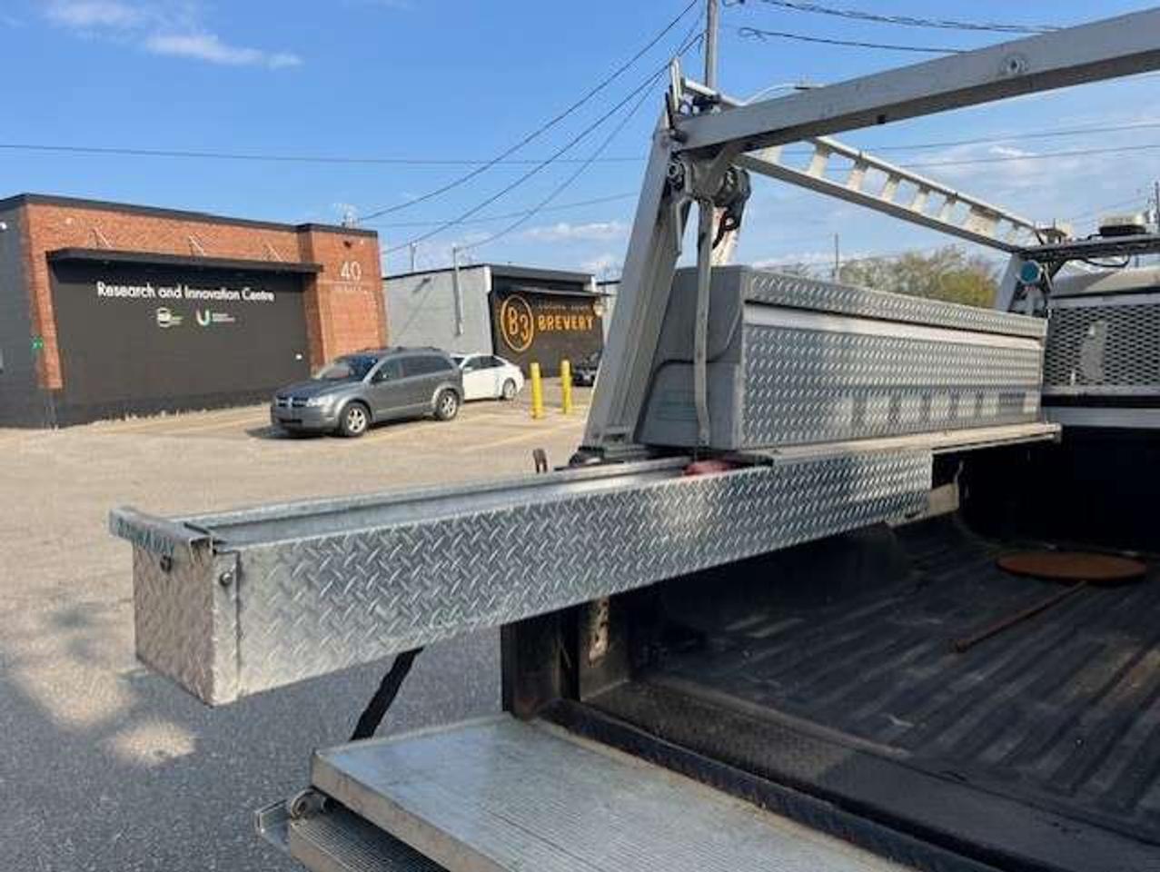 2012 Ford F-350 Super Duty 4WD CREW CAB LONG BOX P/LIFTGATE-RACKS-SHELVES Photo