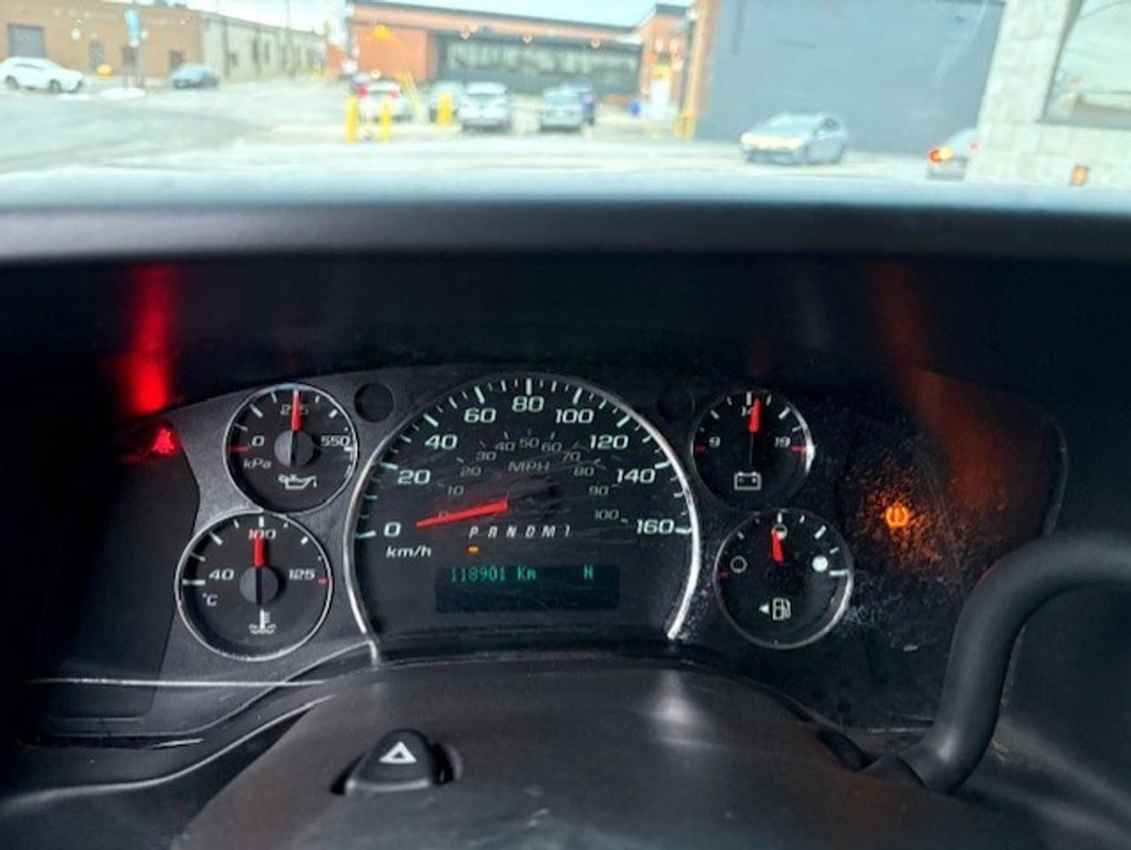 2017 Chevrolet Express Passenger 3500 LS 15 PASSENGER-EXTENDED-NO ACCIDENTS-118KM! Photo