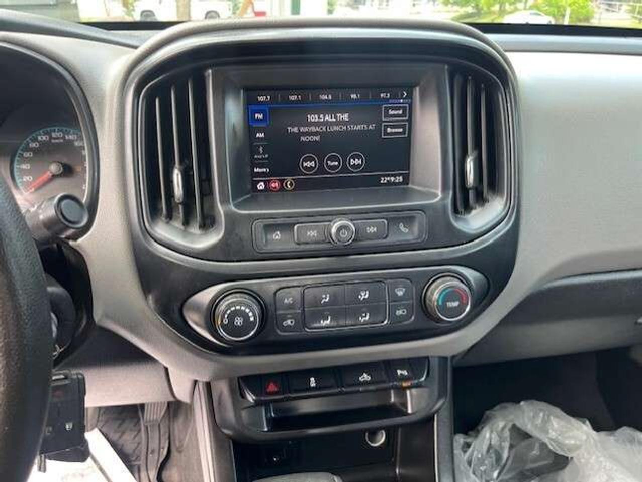 2020 Chevrolet Colorado EXTENDED CAB-BACK UP CAMERA-NEW TIMING BELT-CERT Photo