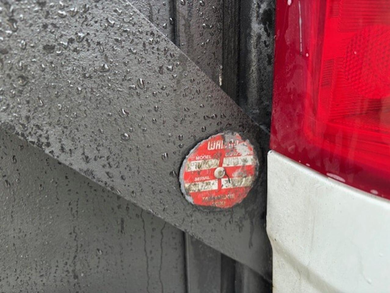 2011 Chevrolet SILVERADO 2500HD REGULAR CAB-LONG BOX-P/LIFTGATE-1 OWNER-CERTIFIED! Photo