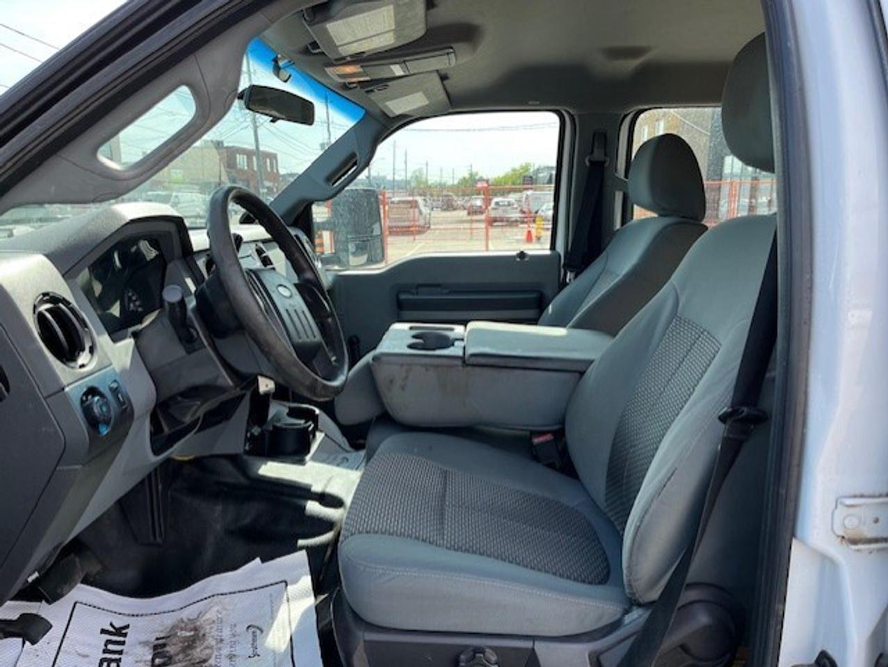 2013 Ford F-250 4WD CREW CAB SHORT BOX **LOAD BLAZER P/LIFTGATE** Photo