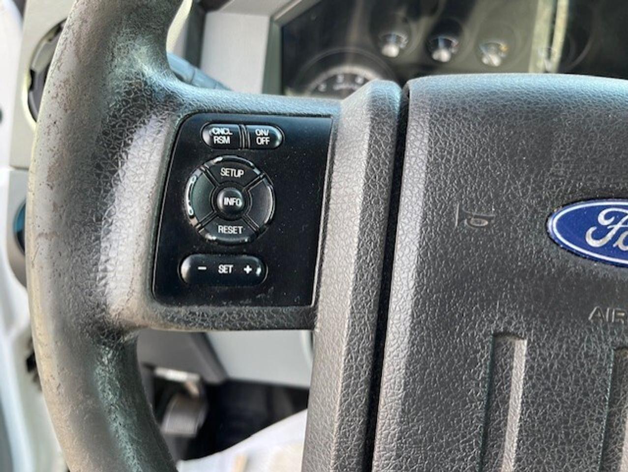 2013 Ford F-250 4WD CREW CAB SHORT BOX **LOAD BLAZER P/LIFTGATE** Photo