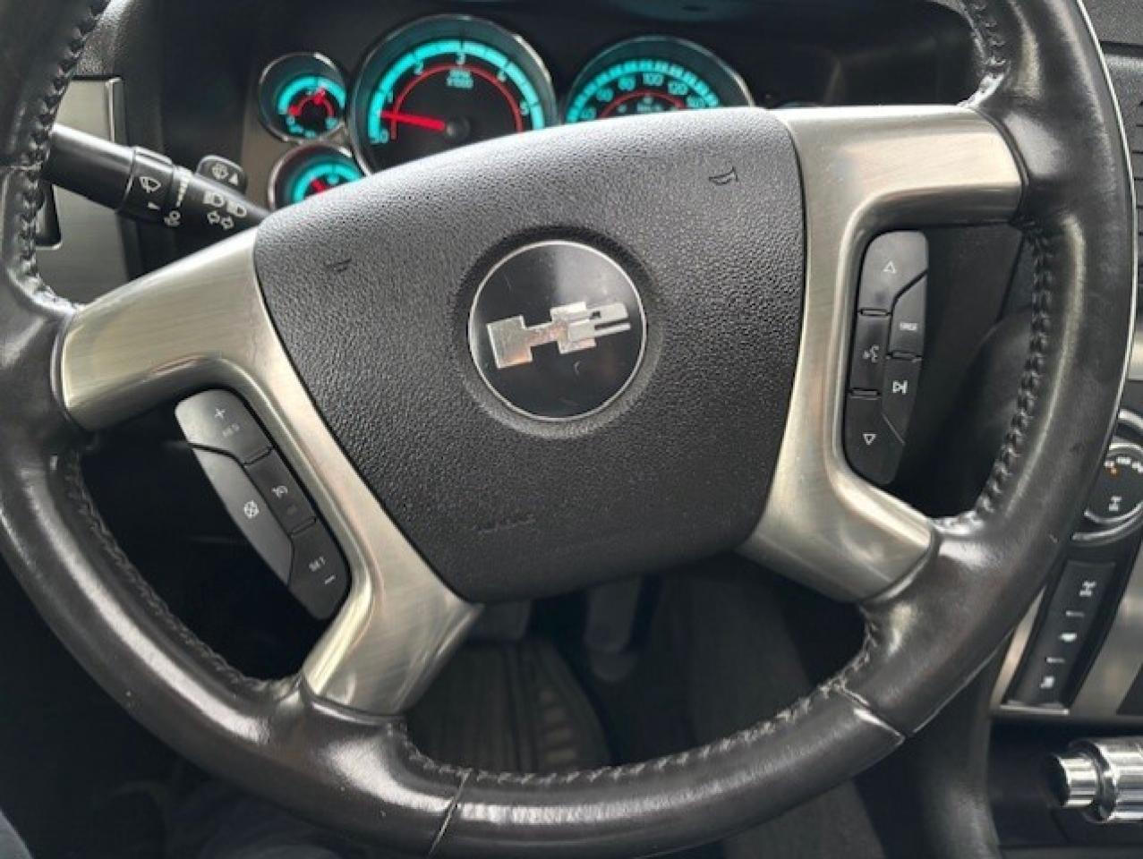 2008 Hummer H2 4WD-7 PASSENGER-LEATHER-ROOF-BLUETOOOTH-CERTIFIED! Photo