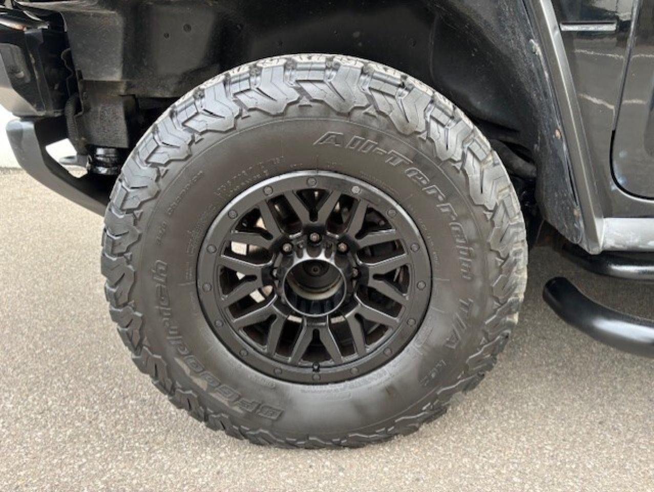 2008 Hummer H2 4WD-7 PASSENGER-LEATHER-ROOF-BLUETOOOTH-CERTIFIED! Photo