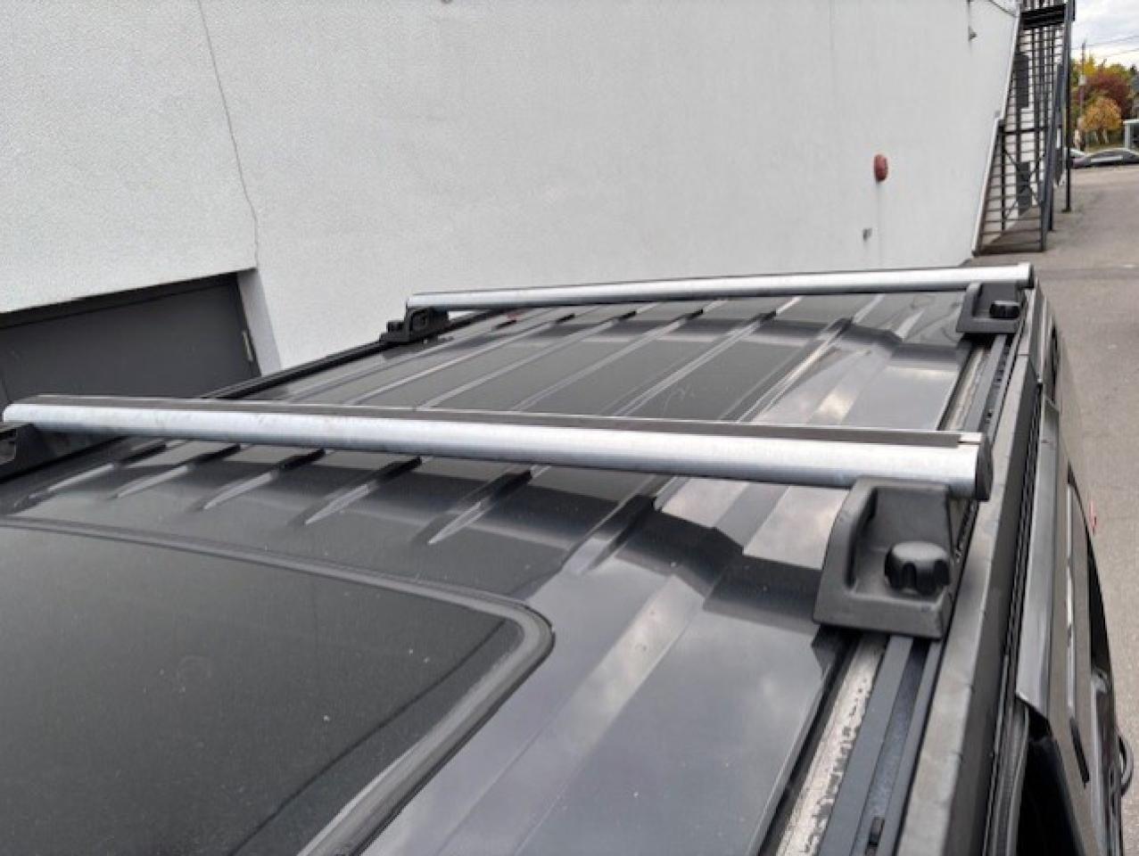 2008 Hummer H2 4WD-7 PASSENGER-LEATHER-ROOF-BLUETOOOTH-CERTIFIED! Photo