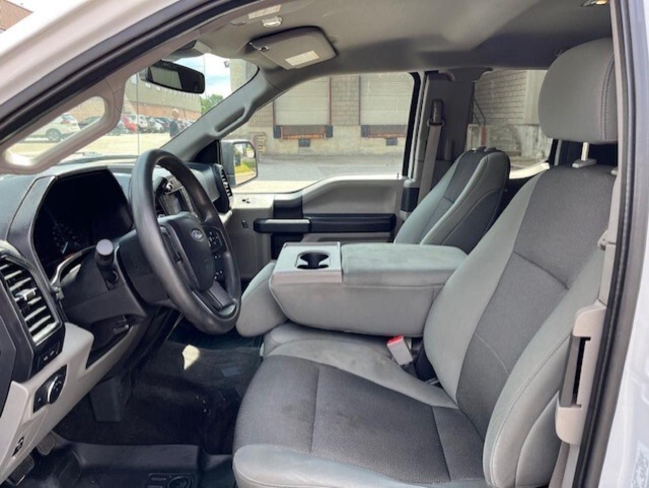 2020 Ford F-150 XL V6 **ARE CAP-TOW PACKAGE-BLUETOOTH-CERTIFIED** Photo