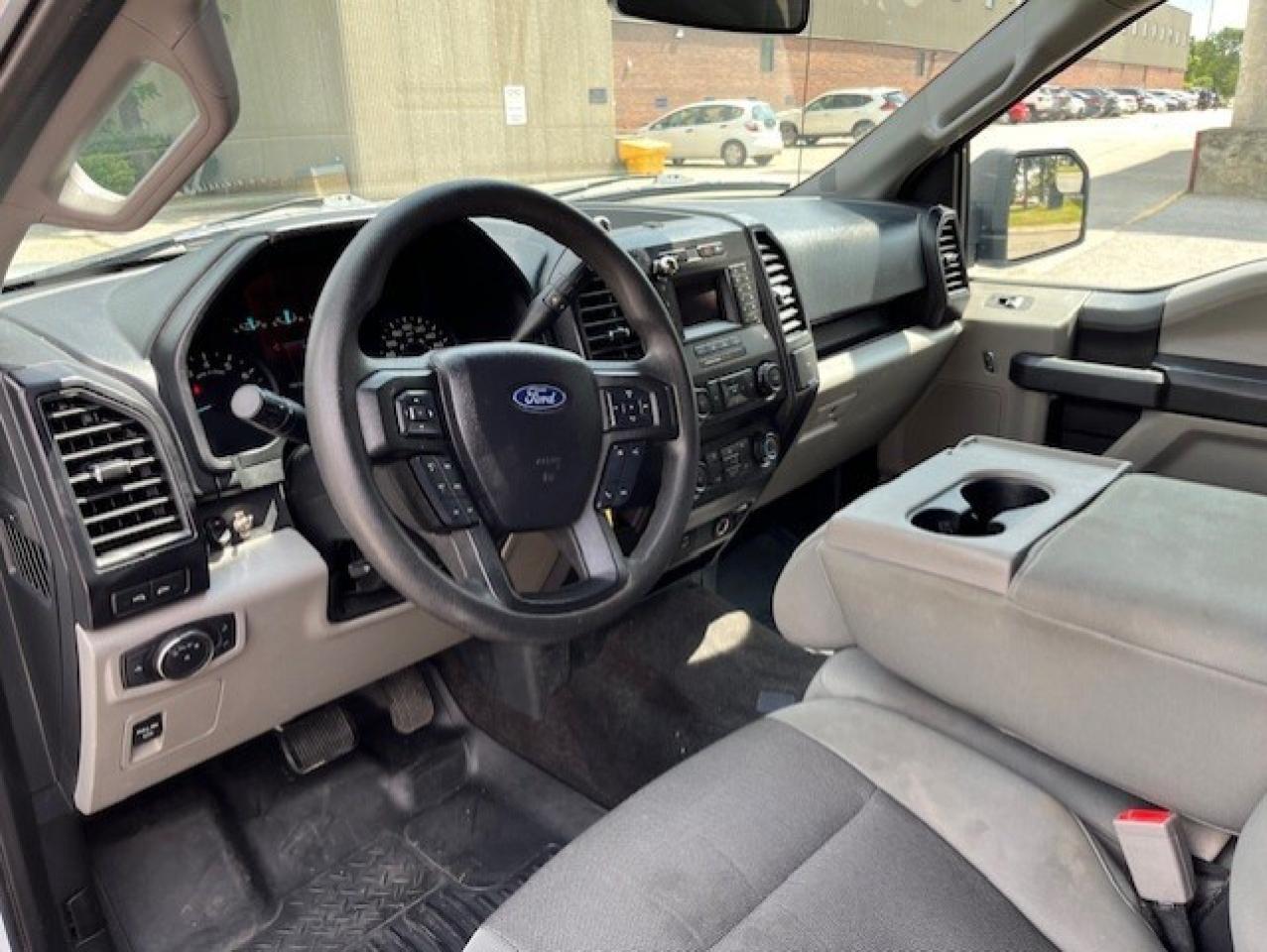 2020 Ford F-150 XL V6 **ARE CAP-TOW PACKAGE-BLUETOOTH-CERTIFIED** Photo