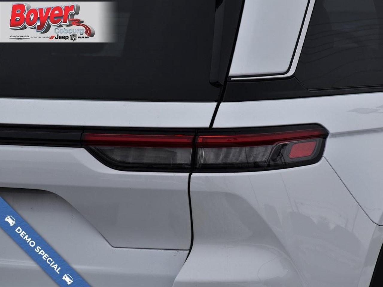 2023 Jeep Grand Cherokee 4xe LIMITED PHEV HYBRID Photo