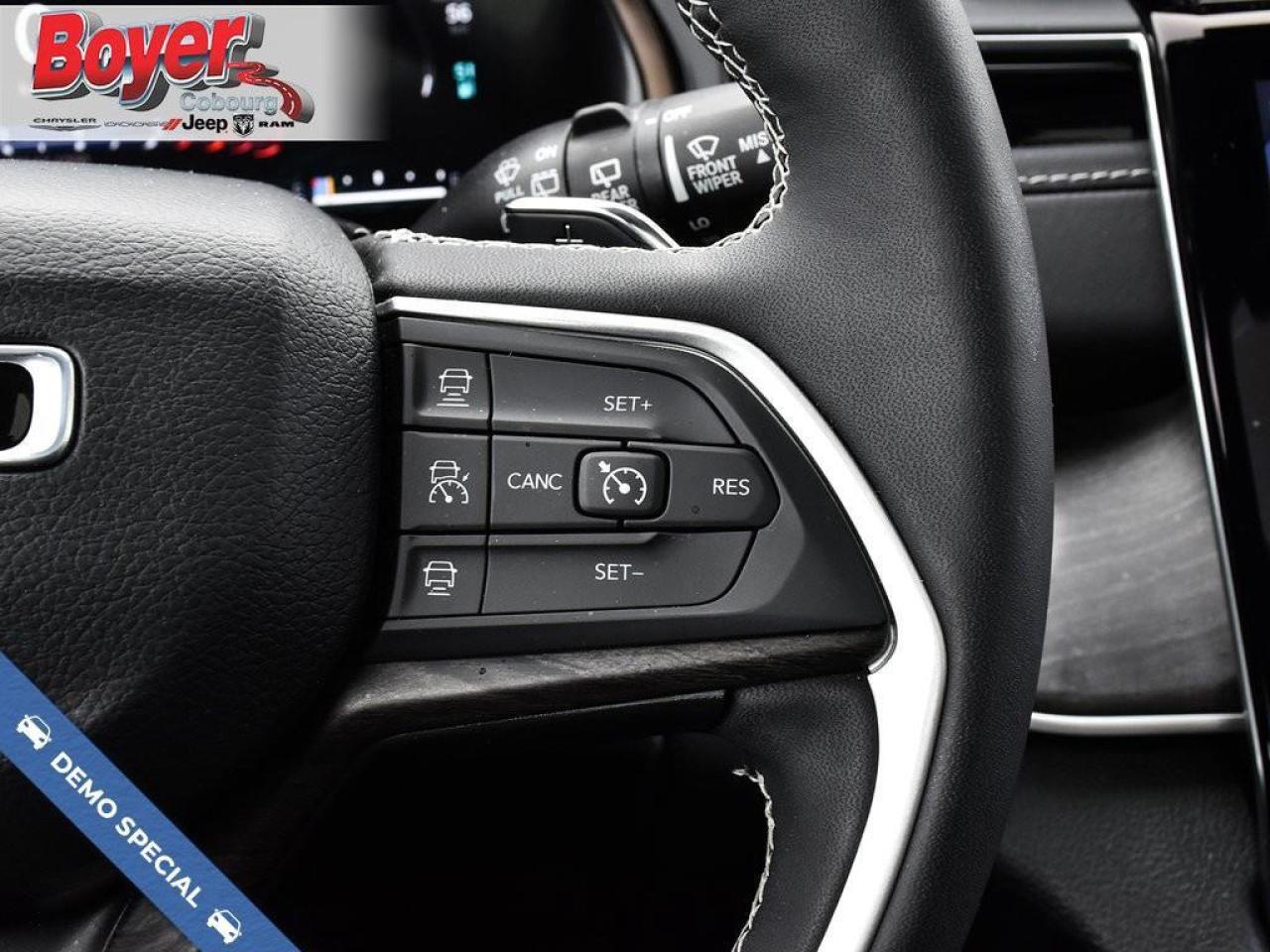 2023 Jeep Grand Cherokee 4xe LIMITED PHEV HYBRID Photo