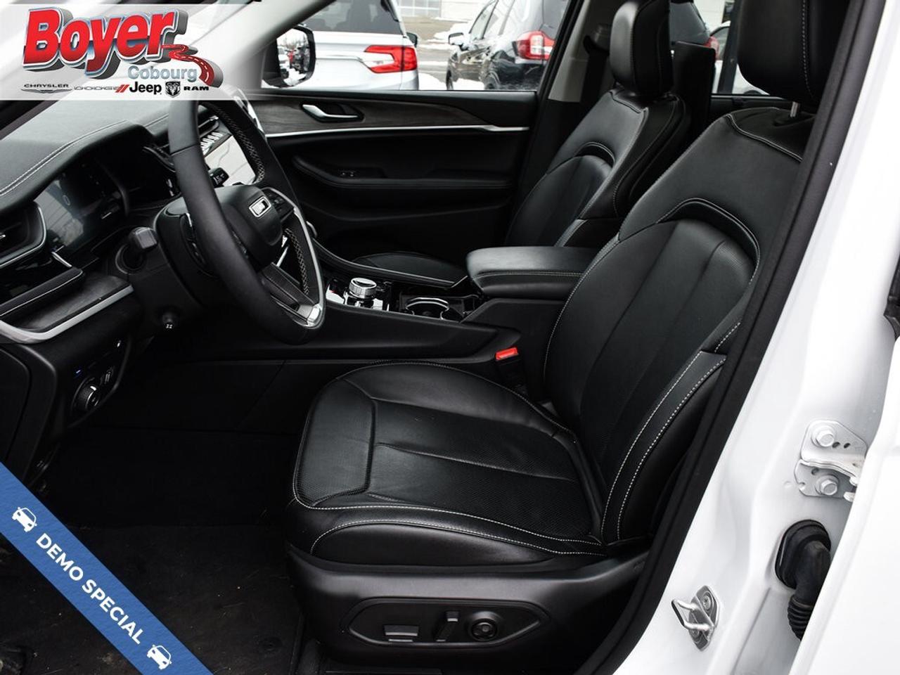 2023 Jeep Grand Cherokee 4xe 4x4 Photo