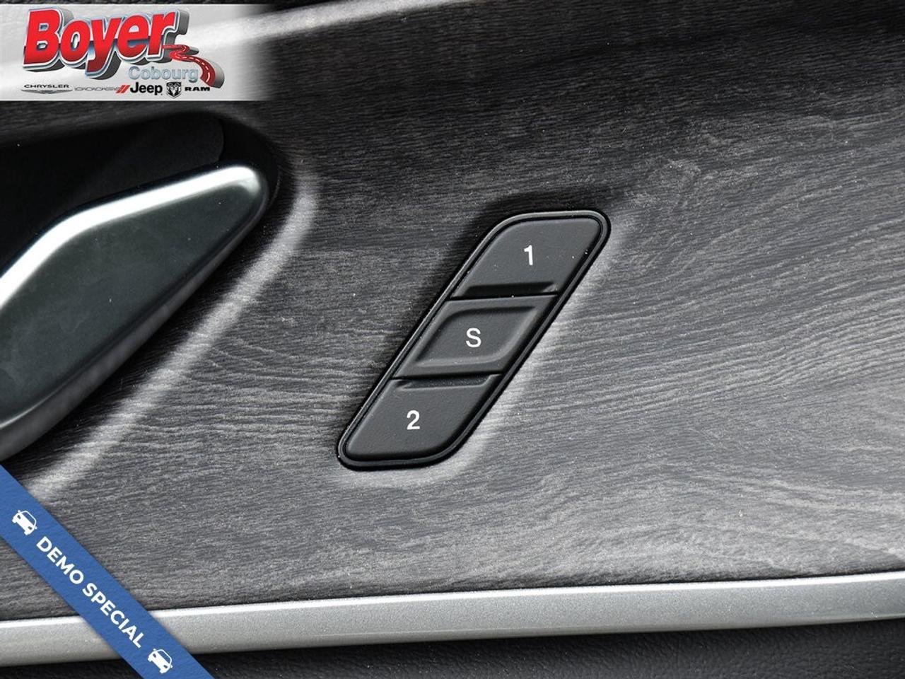 2023 Jeep Grand Cherokee 4xe 4x4 Photo