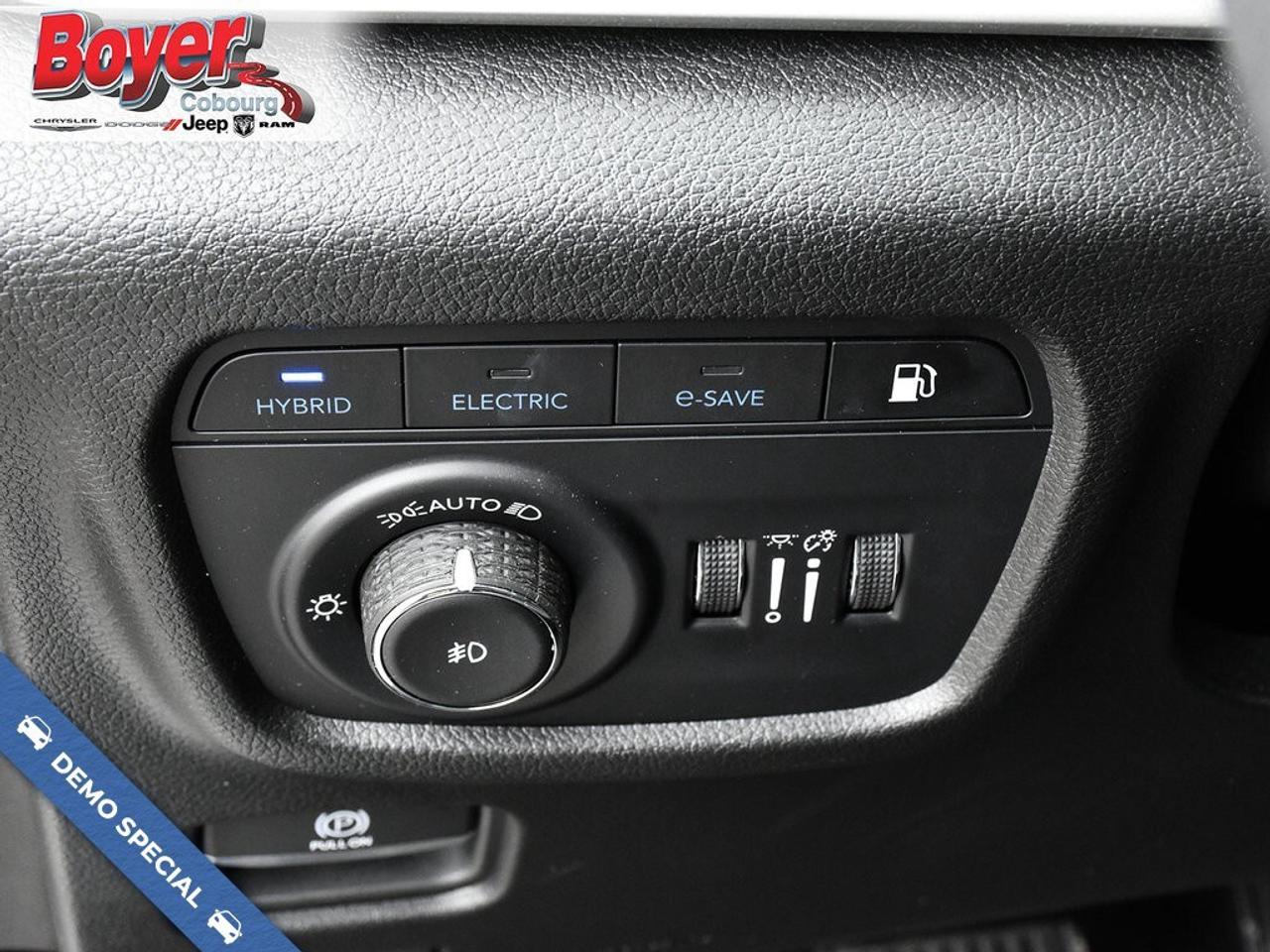 2023 Jeep Grand Cherokee 4xe 4x4 Photo