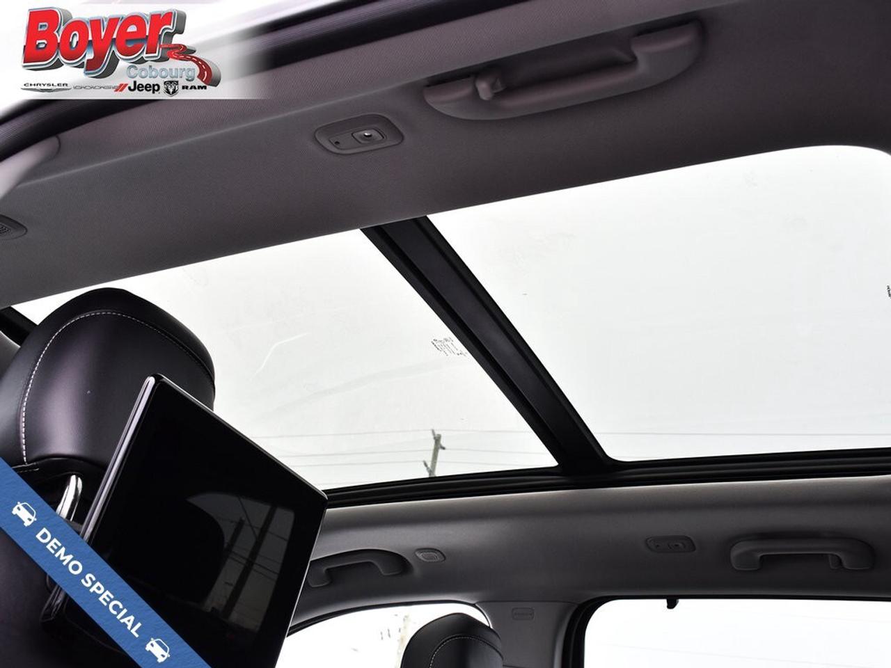 2023 Jeep Grand Cherokee 4xe 4x4 Photo