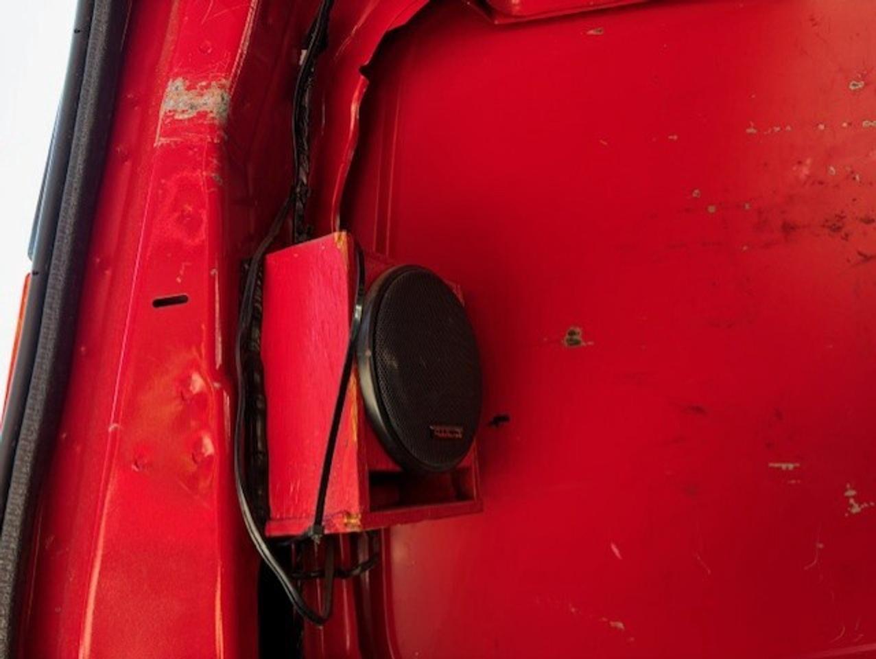 2016 Chevrolet Express 2500 V8 4.8L **NEW BRAKES/TIRES/CERTIFIED** Photo