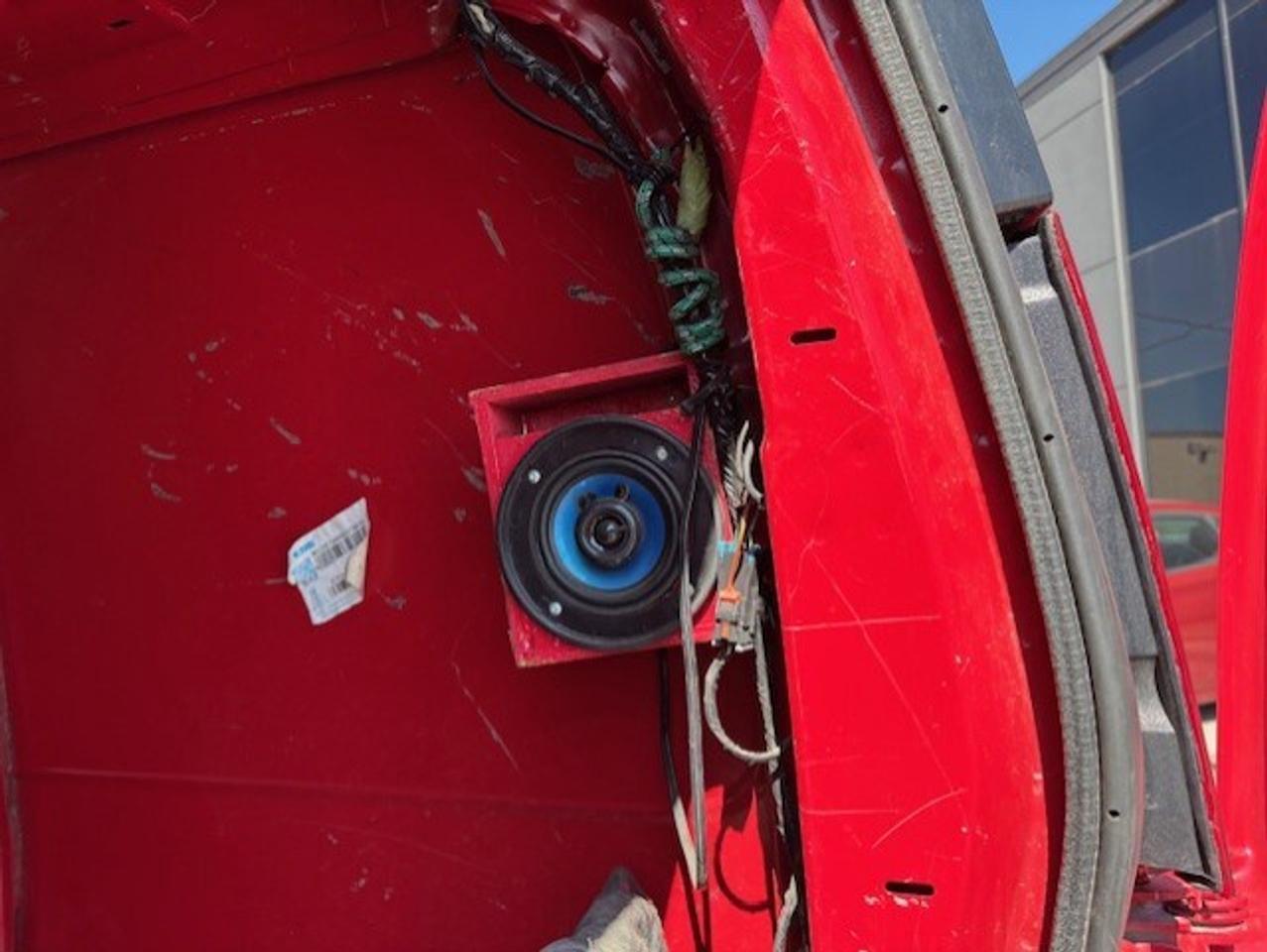 2016 Chevrolet Express 2500 V8 4.8L **NEW BRAKES/TIRES/CERTIFIED** Photo