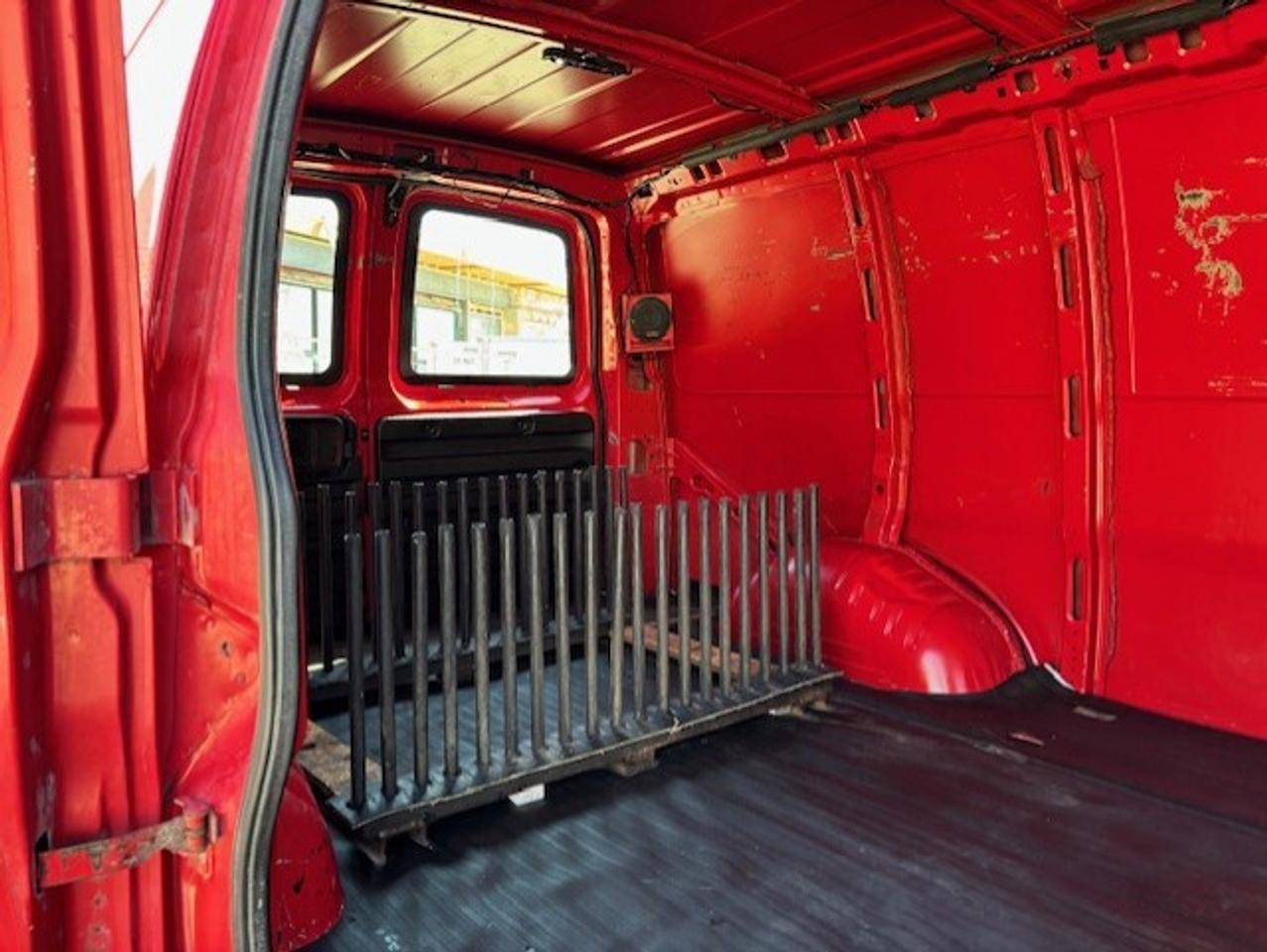 2016 Chevrolet Express 2500 V8 4.8L **NEW BRAKES/TIRES/CERTIFIED** Photo